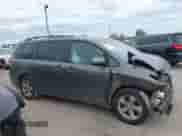 2014 Toyota Sienna LE AAS с VIN 5TDKK3DC0ES437896, выставлен на аукционе IAAI как лот 43404721 с пробегом 112 163 миль миль и . История ставок и продаж доступна на DreamBid. Изображение 13.