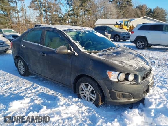 2014 Chevrolet Sonic LT с VIN 1G1JD5SB5E4166558, выставлен на аукционе IAAI как лот 41393611 с пробегом 91 082 миль миль и . История ставок и продаж доступна на DreamBid. Изображение 1.
