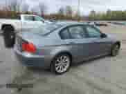 2011 BMW 3 Series 328i xDrive z VIN WBAPK5G54BNN25475, wystawiony jako Copart lot #90435055 z przebiegiem 97 946 mil mil oraz Szkoda całkowita • Salvage title. Historia ofert i sprzedaży dostępna na DreamBid. Obrazek 3.