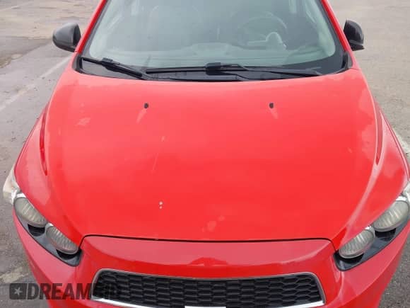 2013 Chevrolet Sonic RS z VIN 1G1JH6SB5D4158355, wystawiony jako IAAI lot #42234638 z przebiegiem 164 870 mil mil oraz . Historia ofert i sprzedaży dostępna na DreamBid. Obrazek 6.