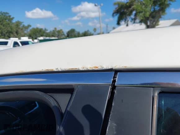 2012 Chevrolet Malibu LTZ z VIN 1G1ZG5E75CF156969, wystawiony jako IAAI lot #42576487 z przebiegiem 107 729 mil mil oraz . Historia ofert i sprzedaży dostępna na DreamBid. Obrazek 12.