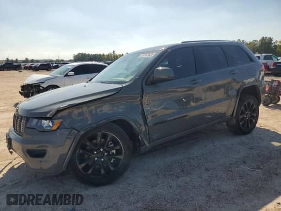 2021 Jeep Grand Cherokee Laredo X z VIN 1C4RJEAG0MC784911, wystawiony jako Copart lot #87283835 z przebiegiem 32 334 mil mil oraz Szkoda całkowita • Salvage title. Historia ofert i sprzedaży dostępna na DreamBid. Obrazek 1.