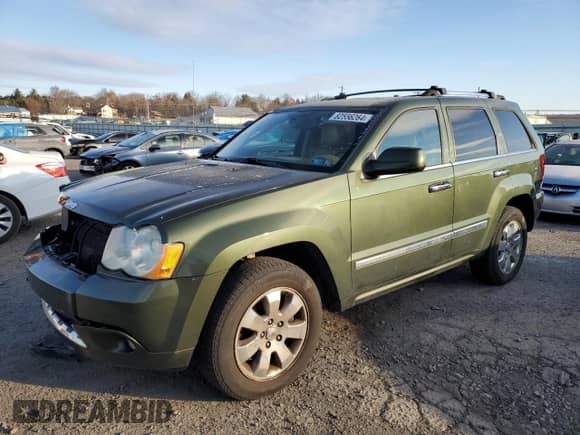 2008 Jeep Grand Cherokee Overland with VIN 1J8HS68288C220981, listed as a Copart auction lot 82556264 with 207,896 mi miles and Salvage title. Bid and sale history available at DreamBid. Image 1.