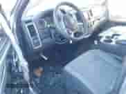 2021 Ram 1500 SLT z VIN 1C6RR7LG7MS532247, wystawiony jako IAAI lot #38329565 z przebiegiem Nie podano mil oraz . Historia ofert i sprzedaży dostępna na DreamBid. Obrazek 5.