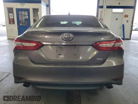 2018 Toyota Camry XSE с VIN 4T1BZ1HK2JU008116, выставлен на аукционе Copart как лот 71818605 с пробегом Не указан миль и Списание • Salvage title. История ставок и продаж доступна на DreamBid. Изображение 6.