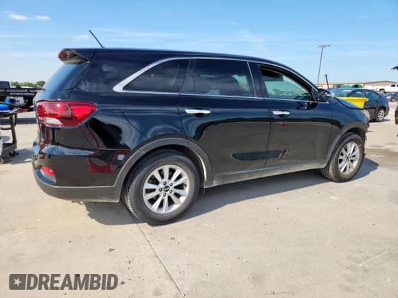 2019 Kia Sorento L with VIN 5XYPG4A35KG566582, listed as a Copart auction lot 81931535 with 64,508 mi miles and Salvage title. Bid and sale history available at DreamBid. Image 3.