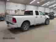 2018 Ram 1500 Express с VIN 1C6RR7FT5JS221341, выставлен на аукционе IAAI как лот 42496776 с пробегом 87 421 миль миль и . История ставок и продаж доступна на DreamBid. Изображение 4.