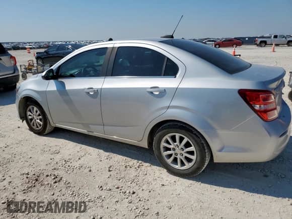 2018 Chevrolet Sonic LT с VIN 1G1JD5SH7J4140784, выставлен на аукционе Copart как лот 71369805 с пробегом 53 016 миль миль и Списание • Salvage title. История ставок и продаж доступна на DreamBid. Изображение 2.
