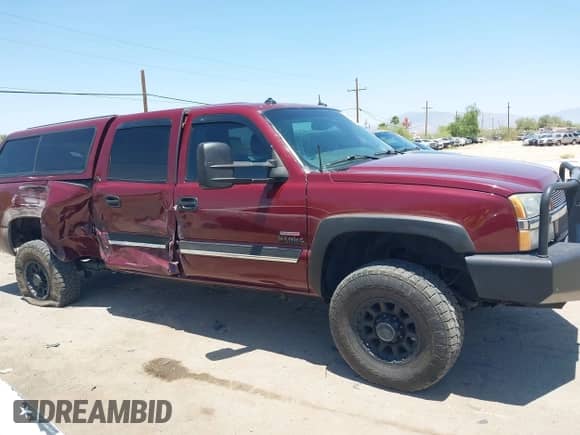 2003 Chevrolet Silverado 2500HD LS с VIN 1GCHK23113F157132, выставлен на аукционе IAAI как лот 42418743 с пробегом 182 427 миль миль и . История ставок и продаж доступна на DreamBid. Изображение 13.