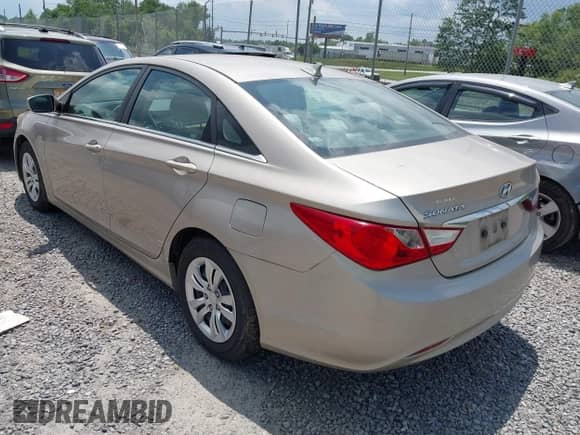 2011 Hyundai Sonata GLS z VIN 5NPEB4AC9BH234403, wystawiony jako IAAI lot #42451923 z przebiegiem 174 771 mil mil oraz . Historia ofert i sprzedaży dostępna na DreamBid. Obrazek 3.