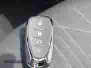 2020 Chevrolet Trax LT z VIN KL7CJPSB1LB344850, wystawiony jako IAAI lot #42904445 z przebiegiem 14 489 mil mil oraz . Historia ofert i sprzedaży dostępna na DreamBid. Obrazek 11.