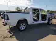 2021 Ram 1500 Laramie z VIN 1C6SRFJT5MN657242, wystawiony jako Copart lot #70337615 z przebiegiem 62 995 mil mil oraz Szkoda całkowita • Salvage title. Historia ofert i sprzedaży dostępna na DreamBid. Obrazek 3.