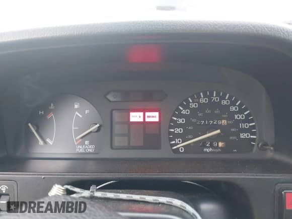 1991 Honda Civic z VIN 2HGED634XMH576080, wystawiony jako IAAI lot #42126557 z przebiegiem 271 729 mil mil oraz . Historia ofert i sprzedaży dostępna na DreamBid. Obrazek 7.