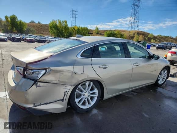 2016 Chevrolet Malibu LT z VIN 1G1ZE5STXGF301579, wystawiony jako Copart lot #84935235 z przebiegiem 94 018 mil mil oraz Szkoda całkowita • Salvage title. Historia ofert i sprzedaży dostępna na DreamBid. Obrazek 3.