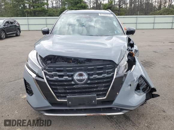 2024 Nissan Kicks SR with VIN 3N1CP5DVXRL471961, listed as a Copart auction lot 81765235 with 8,064 mi miles and Salvage title. Bid and sale history available at DreamBid. Image 5.