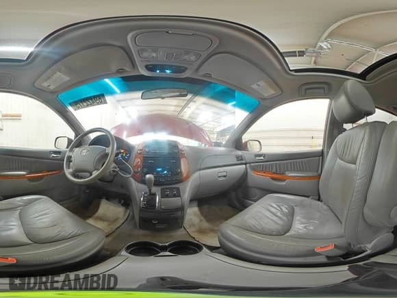 2010 Toyota Sienna XLE с VIN 5TDYK4CC9AS298444, выставлен на аукционе Copart как лот 69422175 с пробегом 245 524 миль миль и Списание • Salvage title. История ставок и продаж доступна на DreamBid. Изображение 15.