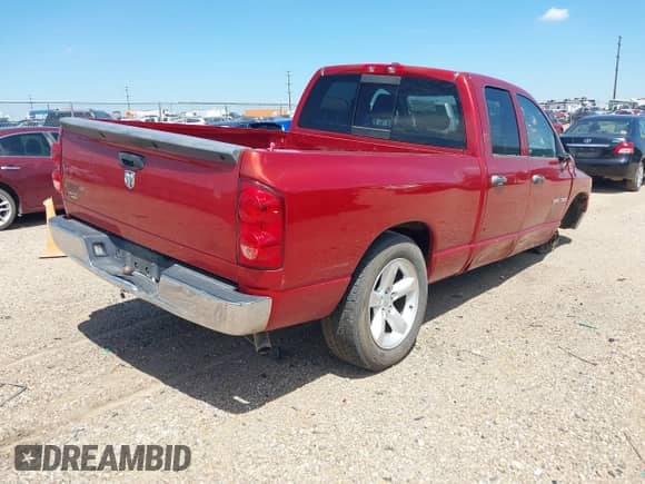 2007 Dodge 1500 SLT with VIN 1D7HA18P57S251530, listed as a IAAI auction lot 42847538 with 196,732 mi miles and . Bid and sale history available at DreamBid. Image 4.