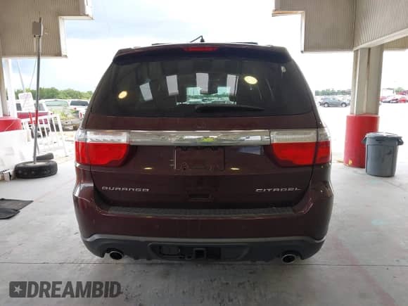 2012 Dodge Durango Citadel with VIN 1C4SDHET8CC266528, listed as a IAAI auction lot 42609654 with 123,692 mi miles and . Bid and sale history available at DreamBid. Image 16.