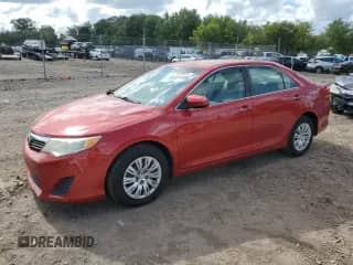 2014 Toyota Camry SE с VIN 4T1BF1FK0EU791731, выставлен на аукционе Copart как лот 70339015 с пробегом Не указан миль и Списание • Salvage title. История ставок и продаж доступна на DreamBid. Изображение 1.