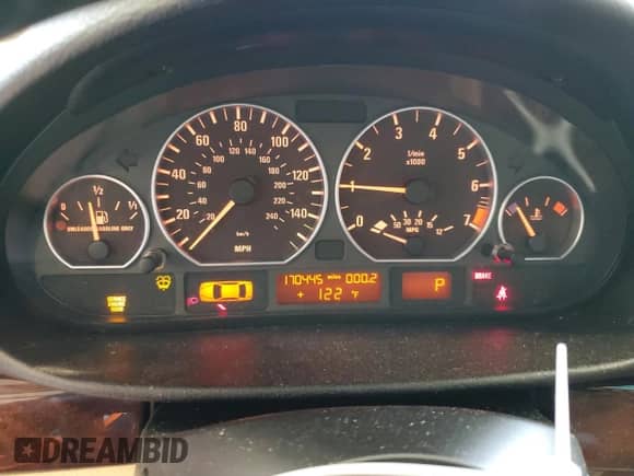 2005 BMW 3 Series 330xi с VIN WBAEW53425PN39957, выставлен на аукционе Copart как лот 53079805 с пробегом 170 445 миль миль и Списание • Salvage title. История ставок и продаж доступна на DreamBid. Изображение 9.