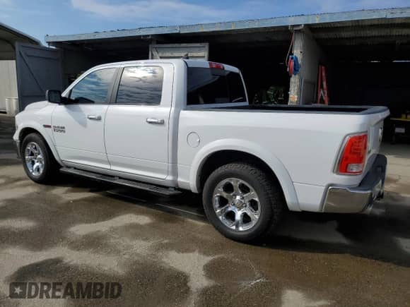 2018 Ram 1500 Laramie с VIN 1C6RR6NM4JS252083, выставлен на аукционе Copart как лот 44755565 с пробегом 170 632 миль миль и Чистый • Clean title. История ставок и продаж доступна на DreamBid. Изображение 2.