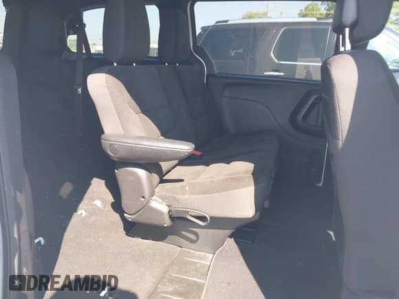 2018 Dodge Grand Caravan SE with VIN 2C4RDGBG0JR160059, listed as a IAAI auction lot 42947297 with 55,046 mi miles and . Bid and sale history available at DreamBid. Image 8.