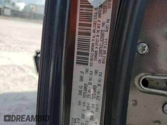 2018 Ram 1500 Express with VIN 1C6RR7KG1JS258072, listed as a Copart auction lot 53433775 with 122,000 mi miles and Salvage title. Bid and sale history available at DreamBid. Image 12.