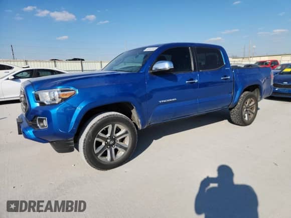 2017 Toyota Tacoma Limited with VIN 5TFEZ5CN2HX033018, listed as a Copart auction lot 85552665 with 61,410 mi miles and Salvage title. Bid and sale history available at DreamBid. Image 1.