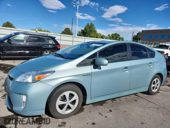 2014 Toyota Prius Four с VIN JTDKN3DU0E1752629, выставлен на аукционе Copart как лот 72100005 с пробегом 172 717 миль миль и Списание • Salvage title. История ставок и продаж доступна на DreamBid. Изображение 1.