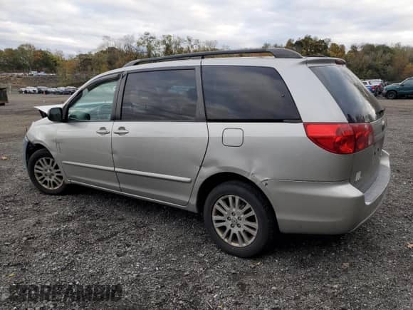 2008 Toyota Sienna LE with VIN 5TDBK23C78S009971, listed as a Copart auction lot 89908385 with 238,041 mi miles and Salvage title. Bid and sale history available at DreamBid. Image 2.