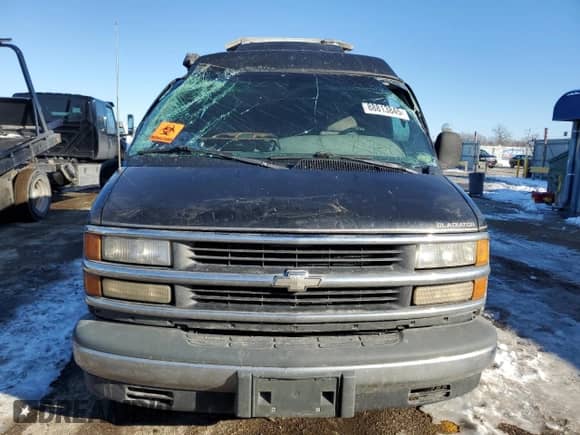 1999 Chevrolet Express с VIN 1GBFG15RXX1134896, выставлен на аукционе Copart как лот 88813845 с пробегом 267 795 миль миль и Чистый • Clean title. История ставок и продаж доступна на DreamBid. Изображение 5.
