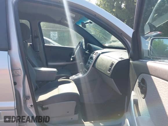 2009 Chevrolet Equinox 1LT z VIN 2CNDL43F996208653, wystawiony jako IAAI lot #42468187 z przebiegiem 274 899 mil mil oraz . Historia ofert i sprzedaży dostępna na DreamBid. Obrazek 5.