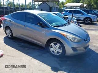 2012 Hyundai Elantra GLS с VIN KMHDH4AE9CU445602, выставлен на аукционе IAAI как лот 43413482 с пробегом Не указан миль и . История ставок и продаж доступна на DreamBid. Изображение 1.
