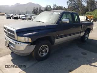 1995 Dodge 1500 with VIN 3B7HC13Z2SG704211, listed as a Copart auction lot 64888265 with 232,899 mi miles and Clean title. Bid and sale history available at DreamBid. Image 1.