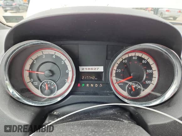 2018 Dodge Grand Caravan SXT с VIN 2C4RDGCG5JR301299, выставлен на аукционе Copart как лот 67773125 с пробегом 217 742 миль миль и Чистый • Clean title. История ставок и продаж доступна на DreamBid. Изображение 9.