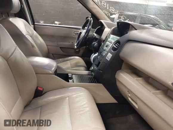 2011 Honda Pilot EX-L с VIN 5FNYF4H72BB096602, выставлен на аукционе IAAI как лот 42381876 с пробегом 140 817 миль миль и . История ставок и продаж доступна на DreamBid. Изображение 5.