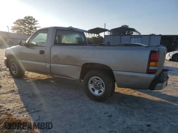 2003 GMC Sierra 1500 Work Truck с VIN 1GTEC14V73E304409, выставлен на аукционе Copart как лот 67561545 с пробегом 240 250 миль миль и Списание • Salvage title. История ставок и продаж доступна на DreamBid. Изображение 2.