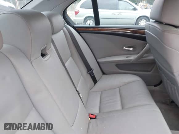 2010 BMW 5 Series 535i с VIN WBANW1C59AC167536, выставлен на аукционе IAAI как лот 42208222 с пробегом 159 956 миль миль и . История ставок и продаж доступна на DreamBid. Изображение 8.