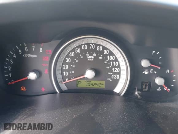 2007 Hyundai Entourage GLS с VIN KNDMC233676024398, выставлен на аукционе IAAI как лот 40672799 с пробегом 104 242 миль миль и . История ставок и продаж доступна на DreamBid. Изображение 7.