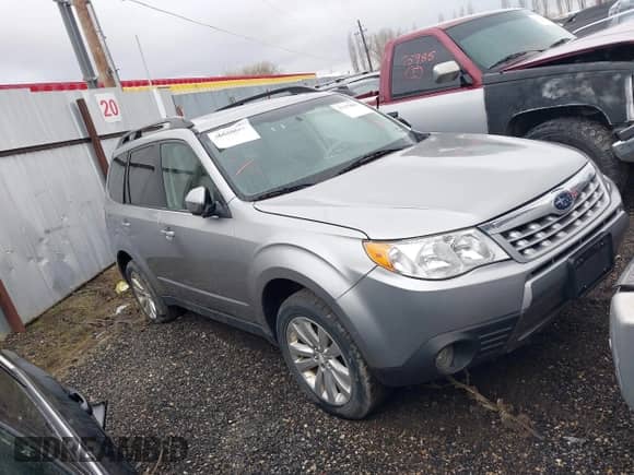 2011 Subaru Forester X Limited z VIN JF2SHAEC5BH723620, wystawiony jako IAAI lot #37275802 z przebiegiem 142 079 mil mil oraz . Historia ofert i sprzedaży dostępna na DreamBid. Obrazek 1.