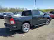 2021 Ram 1500 Big Horn z VIN 1C6SRFFT6MN808596, wystawiony jako Copart lot #54926475 z przebiegiem 29 762 mil mil oraz Szkoda całkowita • Salvage title. Historia ofert i sprzedaży dostępna na DreamBid. Obrazek 3.