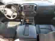 2015 Chevrolet Silverado 2500HD LTZ z VIN 1GC1KWE80FF675823, wystawiony jako Copart lot #80006275 z przebiegiem 153 818 mil mil oraz Szkoda całkowita • Salvage title. Historia ofert i sprzedaży dostępna na DreamBid. Obrazek 8.