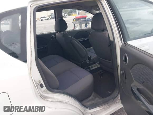 2008 Chevrolet Aveo LS с VIN KL1TD66618B088046, выставлен на аукционе IAAI как лот 42645695 с пробегом Не указан миль и . История ставок и продаж доступна на DreamBid. Изображение 8.