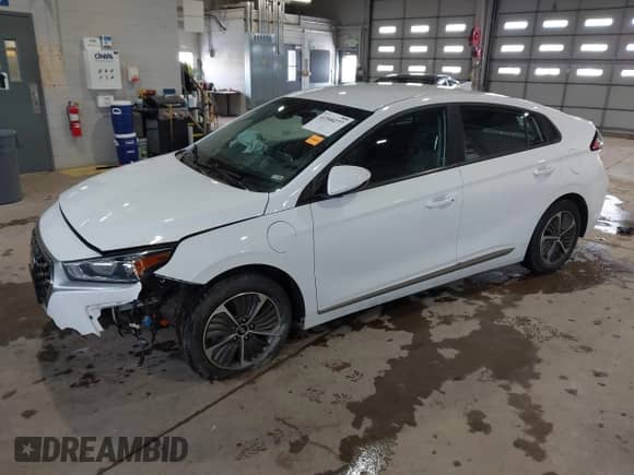 2021 Hyundai Ioniq SE с VIN KMHC65LD8MU255156, выставлен на аукционе IAAI как лот 41546277 с пробегом 37 517 миль миль и . История ставок и продаж доступна на DreamBid. Изображение 17.