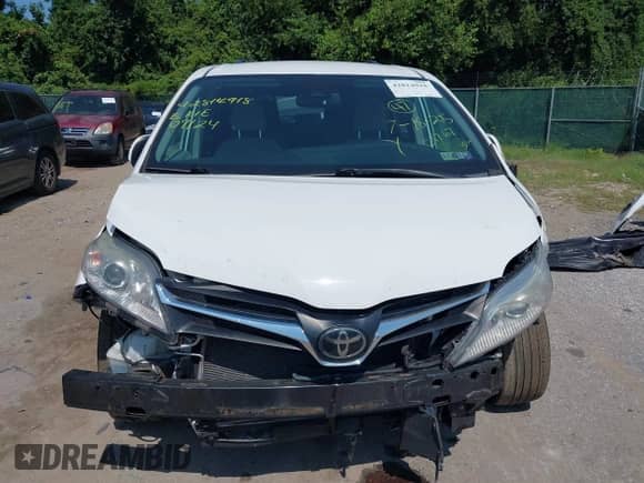 2019 Toyota Sienna LE Auto Access Seat с VIN 5TDKZ3DC5KS017185, выставлен на аукционе IAAI как лот 42814918 с пробегом 130 691 миль миль и . История ставок и продаж доступна на DreamBid. Изображение 13.