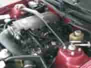 2006 Ford Mustang GT Deluxe z VIN 1ZVFT82H765156662, wystawiony jako IAAI lot #43391359 z przebiegiem 62 554 mil mil oraz . Historia ofert i sprzedaży dostępna na DreamBid. Obrazek 20.