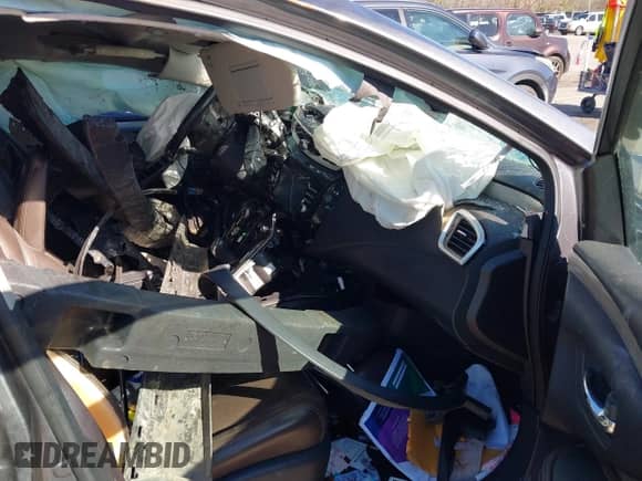 2015 Nissan Murano SL with VIN 5N1AZ2MH7FN242331, listed as a IAAI auction lot 41685479 with 108,490 mi miles and . Bid and sale history available at DreamBid. Image 5.