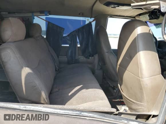 2000 Chevrolet Astro с VIN 1GNDM19WXYB150711, выставлен на аукционе Copart как лот 44246285 с пробегом 306 565 миль миль и Списание • Salvage title. История ставок и продаж доступна на DreamBid. Изображение 11.
