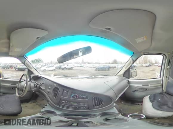 2003 Ford Econoline Cargo с VIN 1FTNE24L53HB92044, выставлен на аукционе Copart как лот 44362545 с пробегом 221 762 миль миль и Списание • Salvage title. История ставок и продаж доступна на DreamBid. Изображение 13.