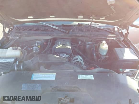 2000 Chevrolet Silverado 2500 LS с VIN 1GCGC29U1YE226604, выставлен на аукционе IAAI как лот 41641790 с пробегом 110 245 миль миль и . История ставок и продаж доступна на DreamBid. Изображение 10.